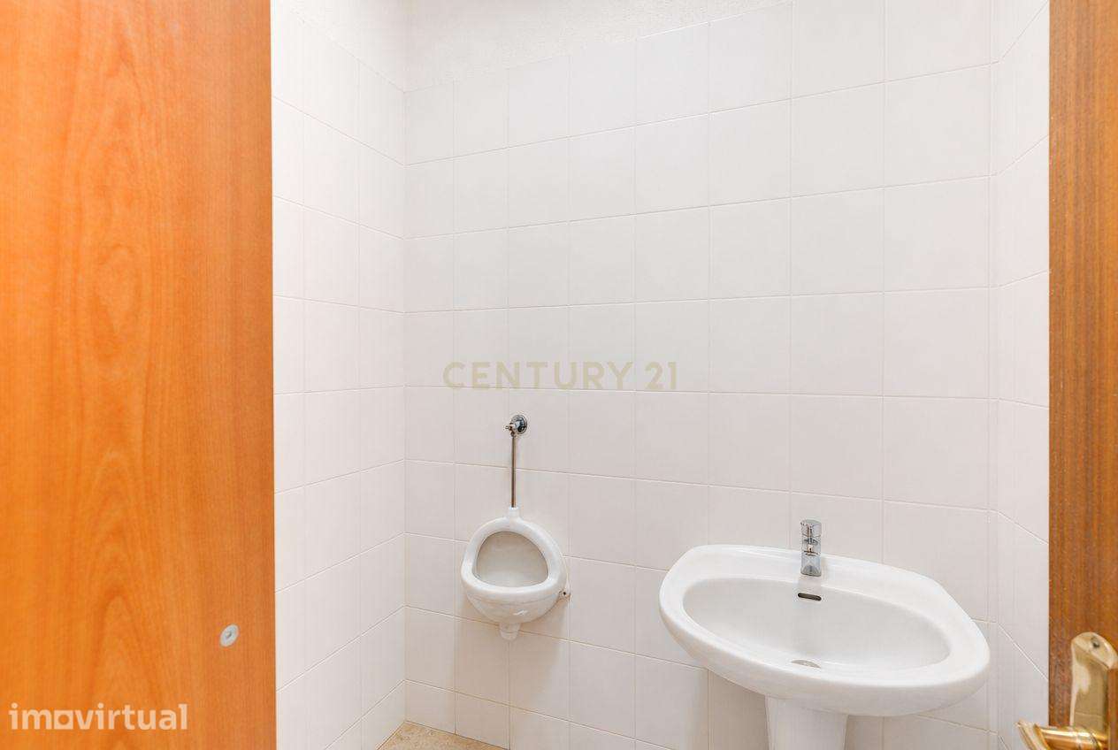 Espaços comerciais para venda em Vila Nova de Gaia - Grande imagem: 5/56