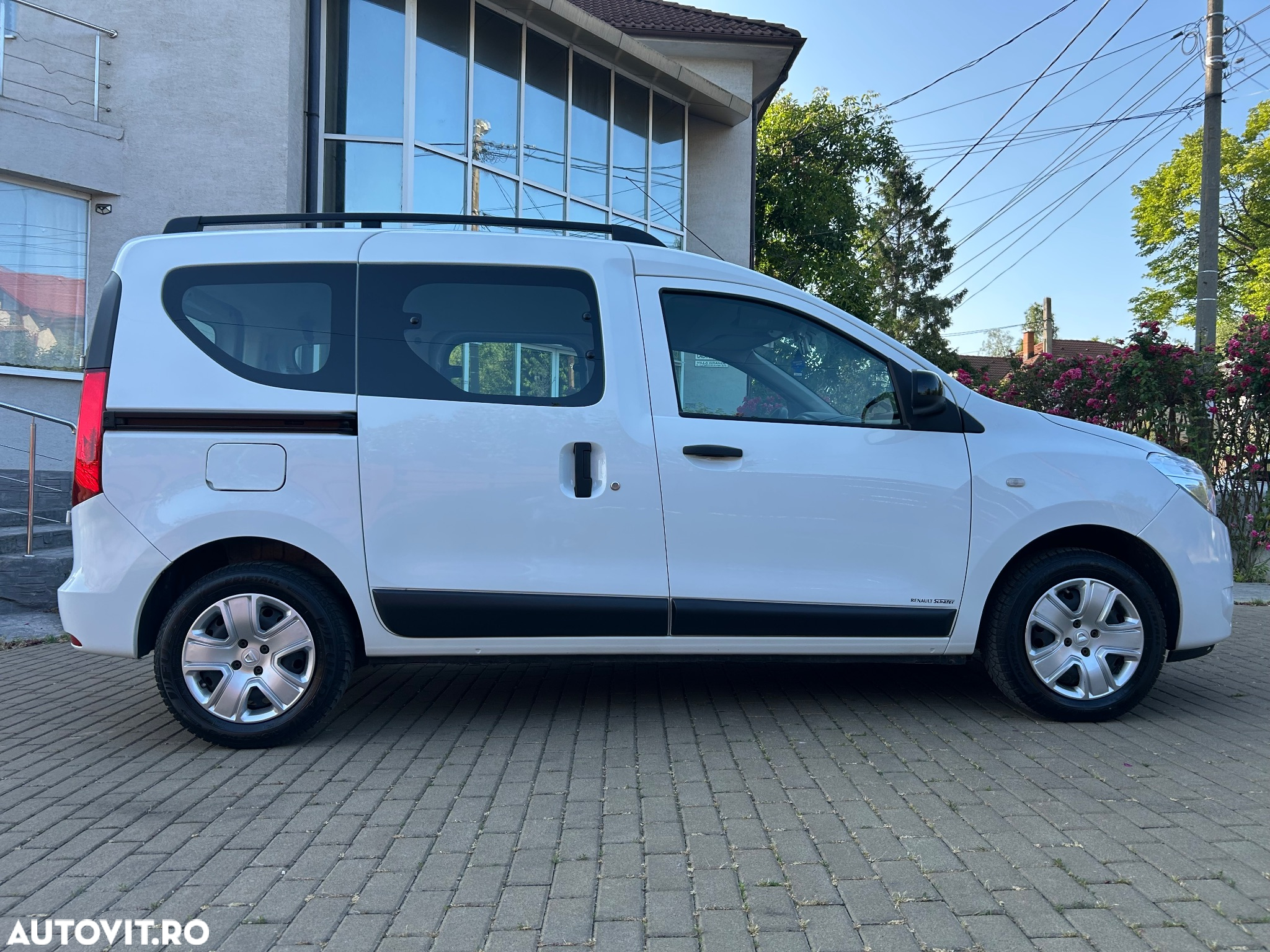 Dacia Dokker 1.5 Blue dCi Laureate - 4
