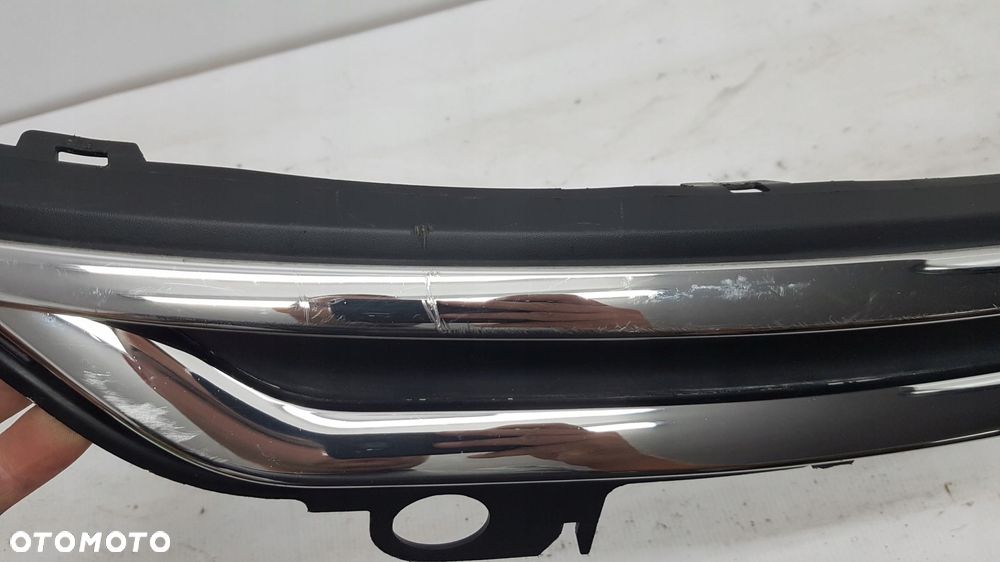 ciroen c4 grand picasso grill atrapa - 4