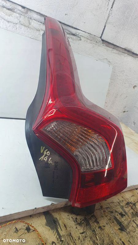 Volvo V60 Kombi LED 10- prawa lampa tylna tył $ - 6