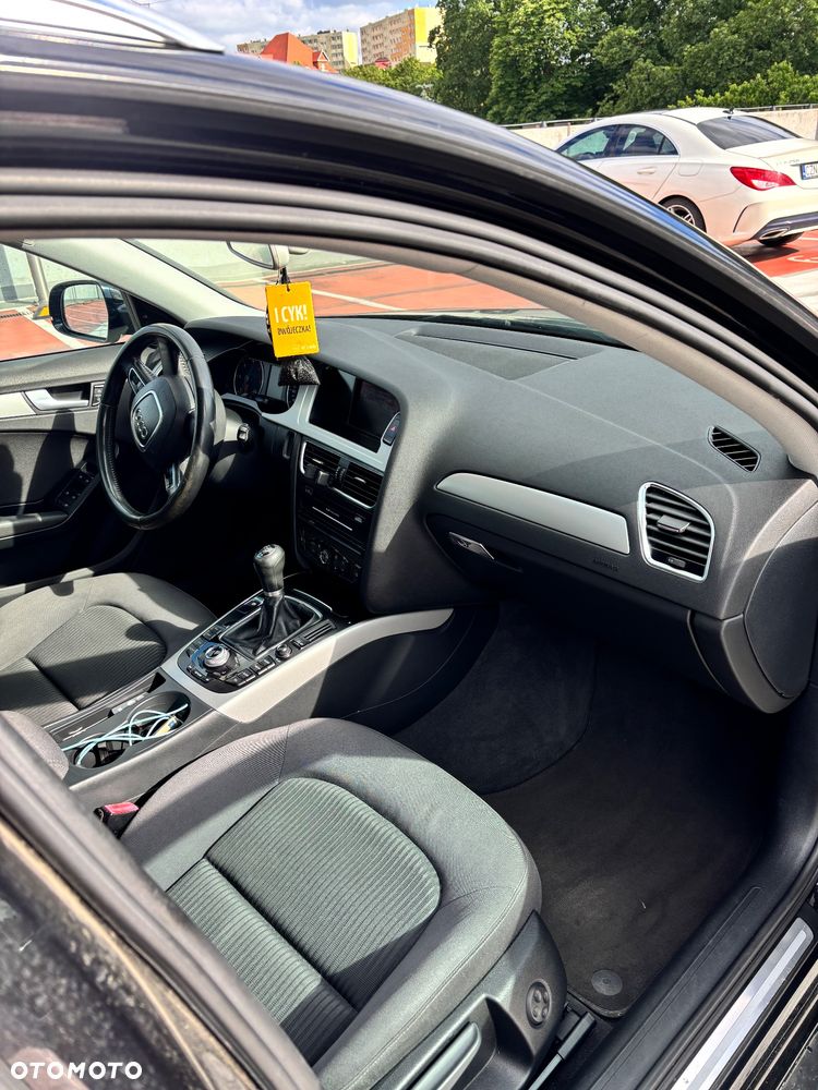 Audi A4 Avant 2.0 TDI - 8
