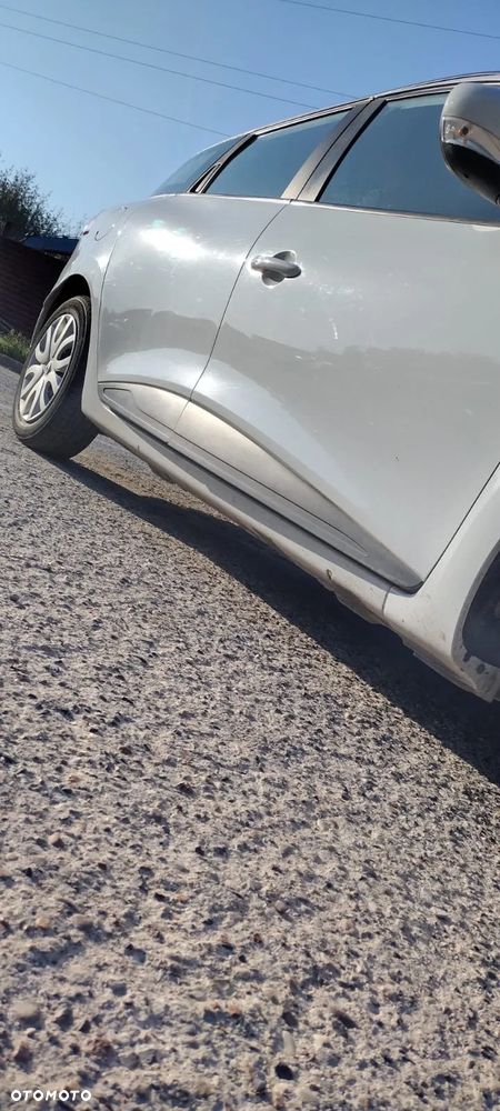 Renault Clio 1.2 16V Alize - 7