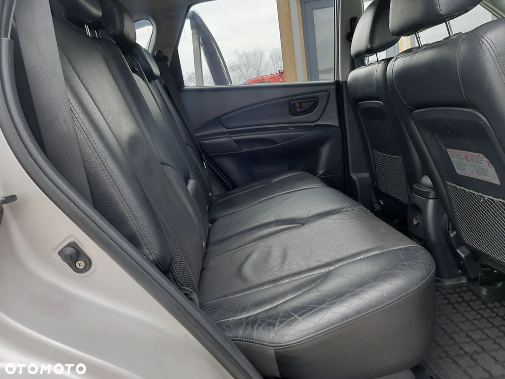 Hyundai Tucson 2.0 CRDi VGT 2WD GLS - 22