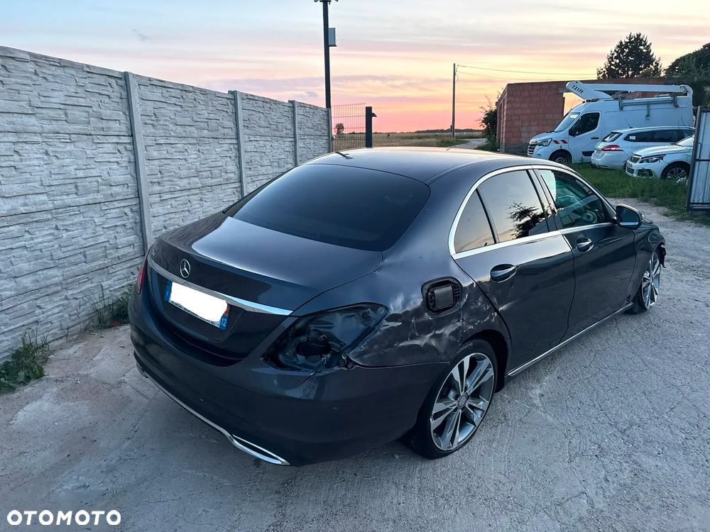 Mercedes-Benz Klasa C 220 (BlueTEC) d 7G-TRONIC Exclusive - 4
