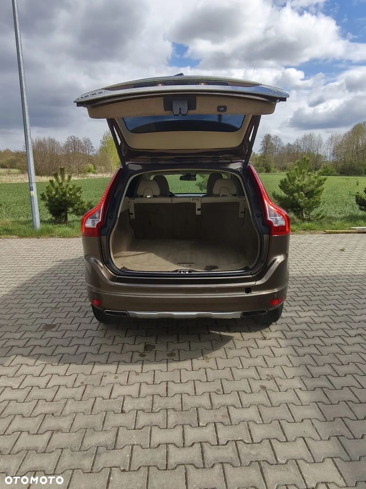 Volvo XC 60 D4 AWD Momentum - 13