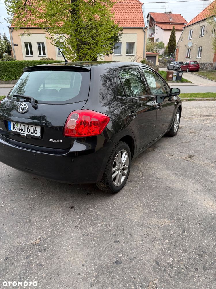 Toyota Auris 1.4 D-4D Premium - 7