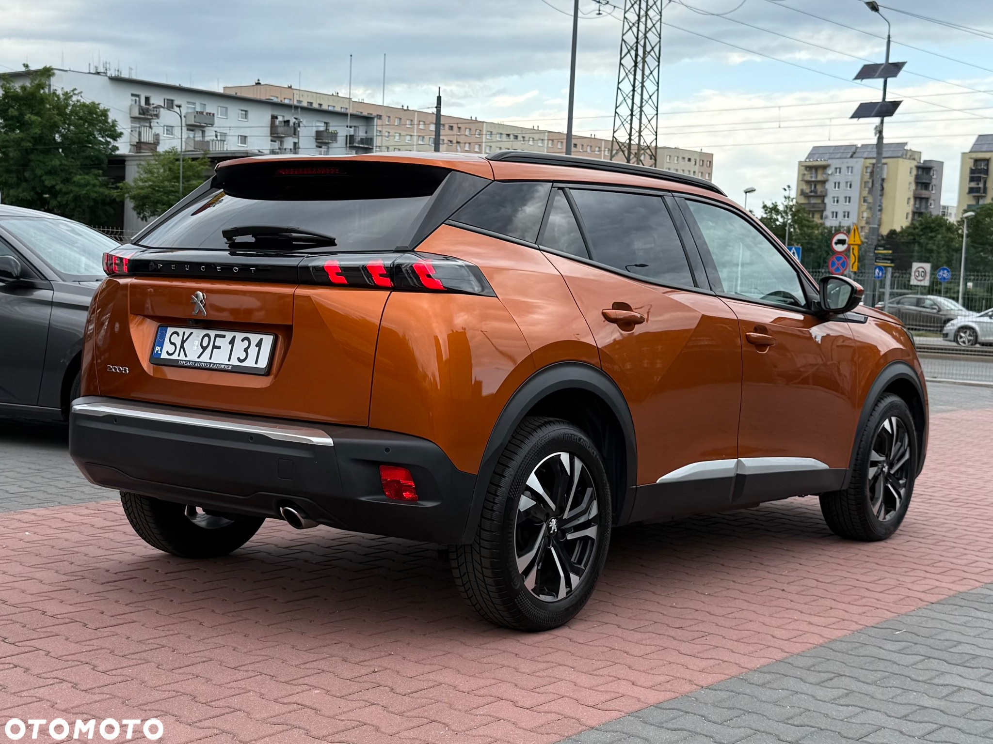 Peugeot 2008 1.5 BlueHDi Allure S&S - 5
