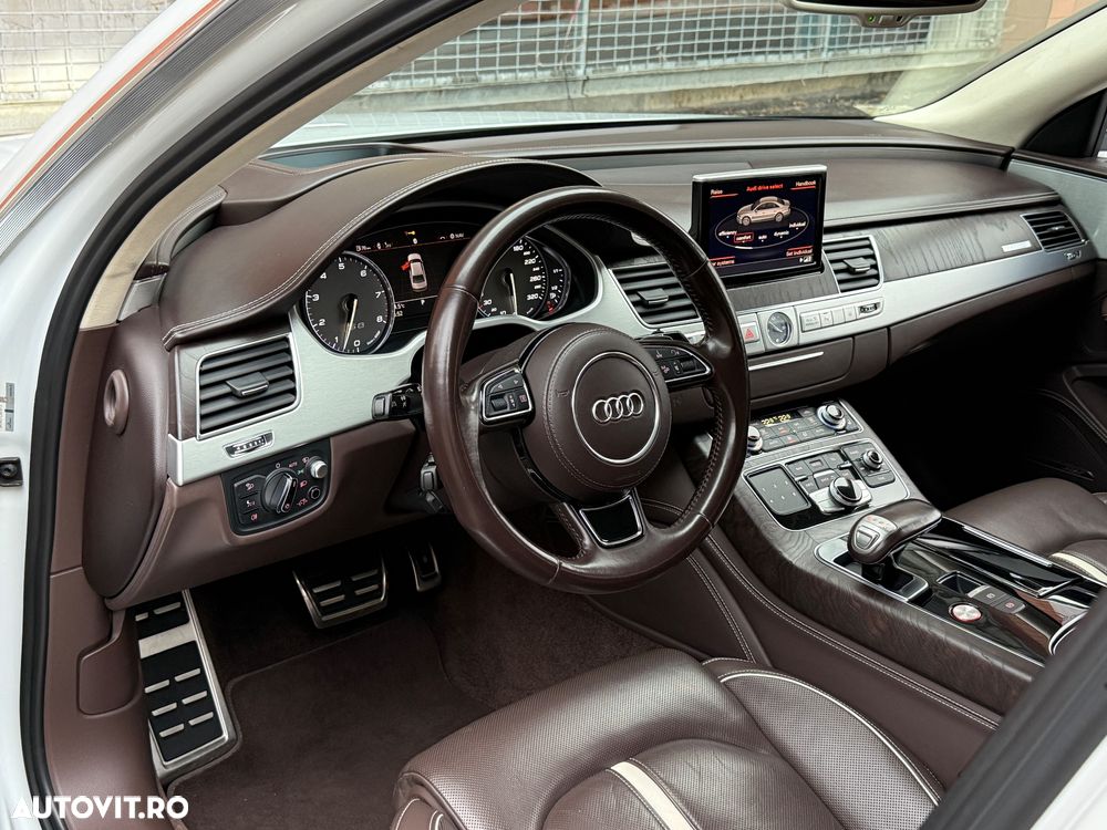 Audi S8 - 15