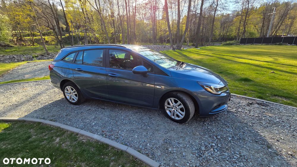 Opel Astra 1.6 CDTI Dynamic S&S - 10