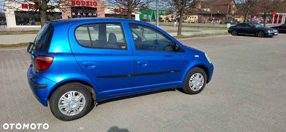 Toyota Yaris 1.0 Terra - 6