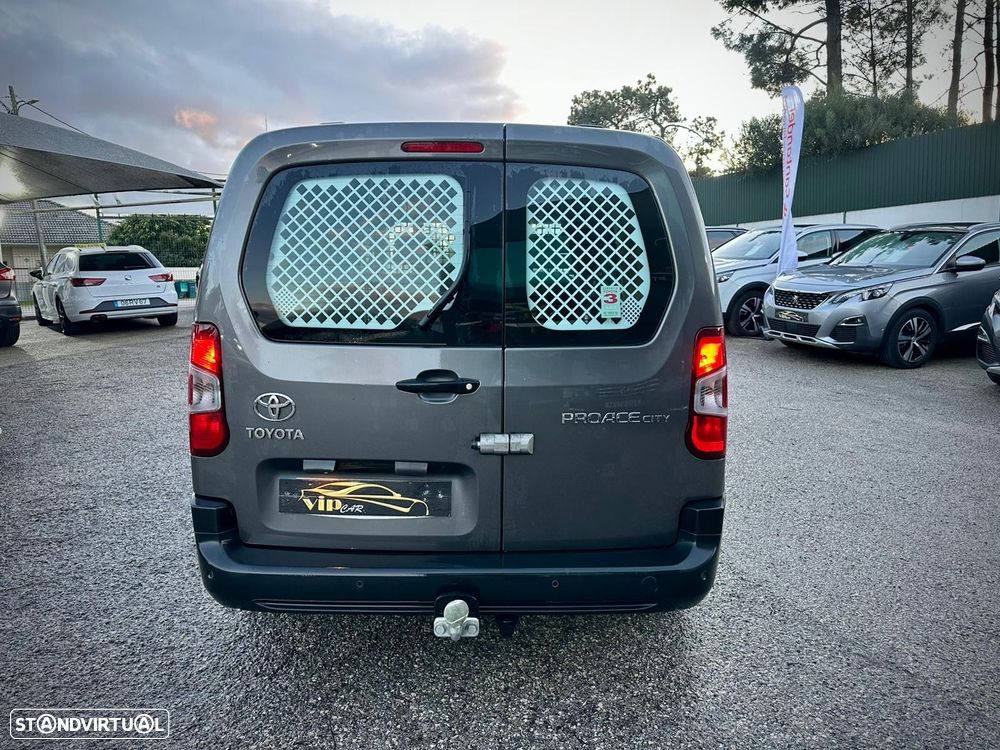 Toyota Proace City 1.5D L2 Exclusive - 6