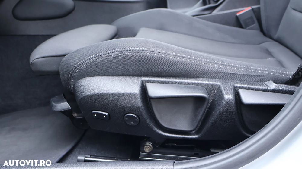 BMW Seria 1 118d Aut. Sport Line - 27