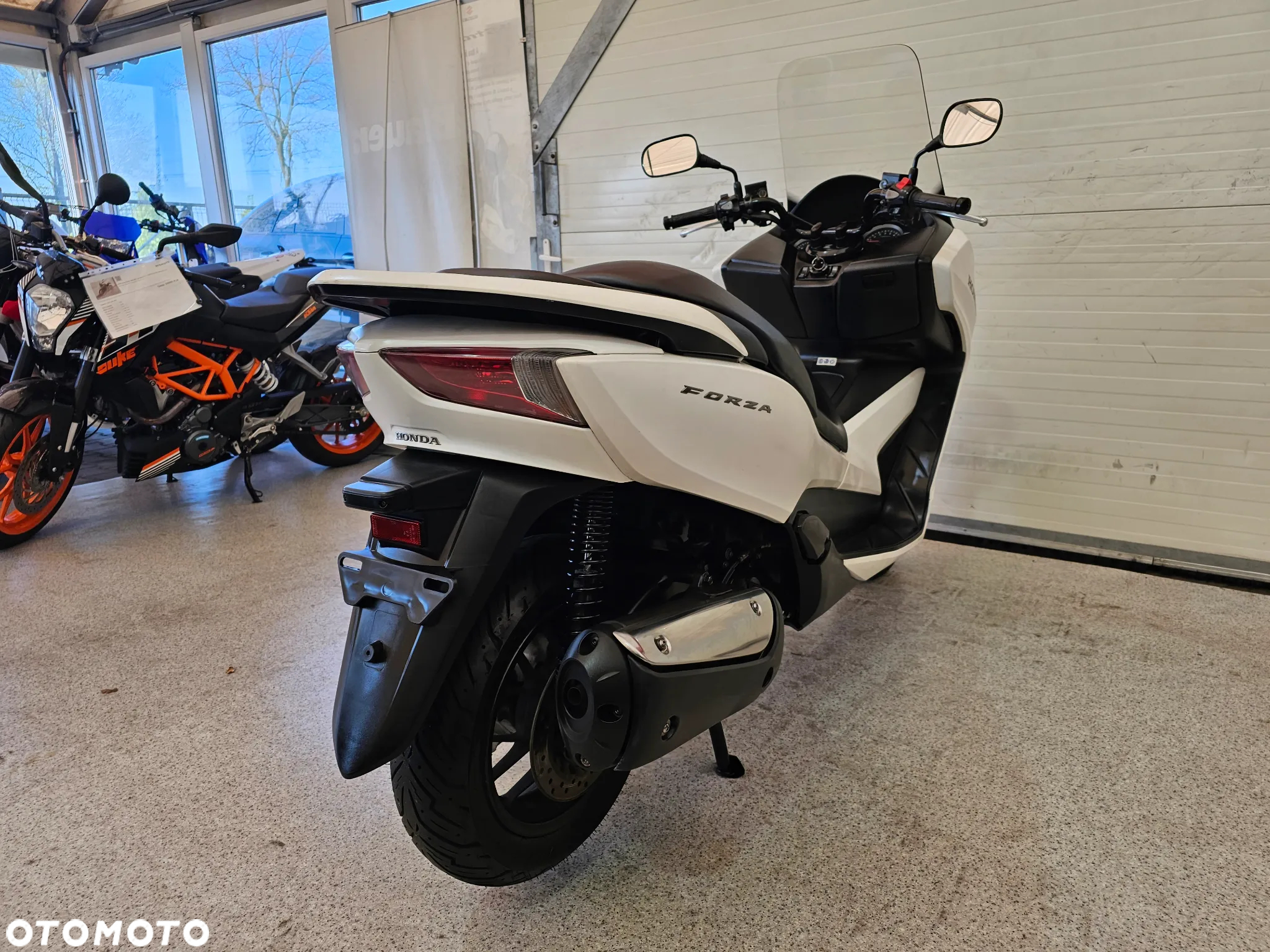 Honda NSS - 25