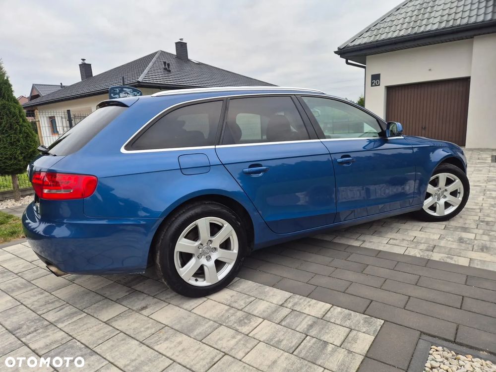 Audi A4 Avant - 6