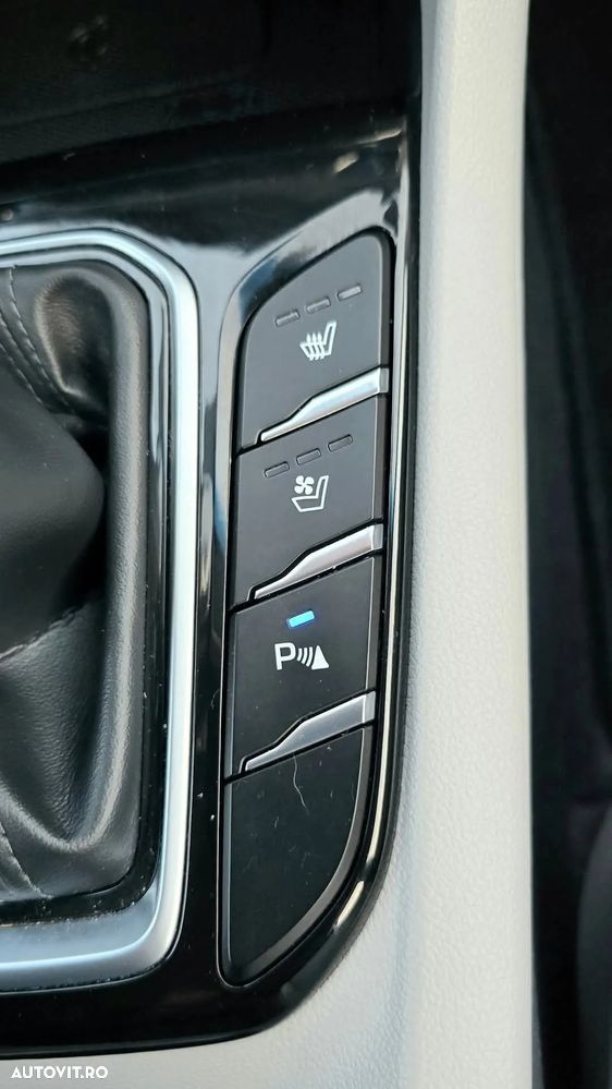Hyundai IONIQ Hybrid 141CP Exclusive - 23