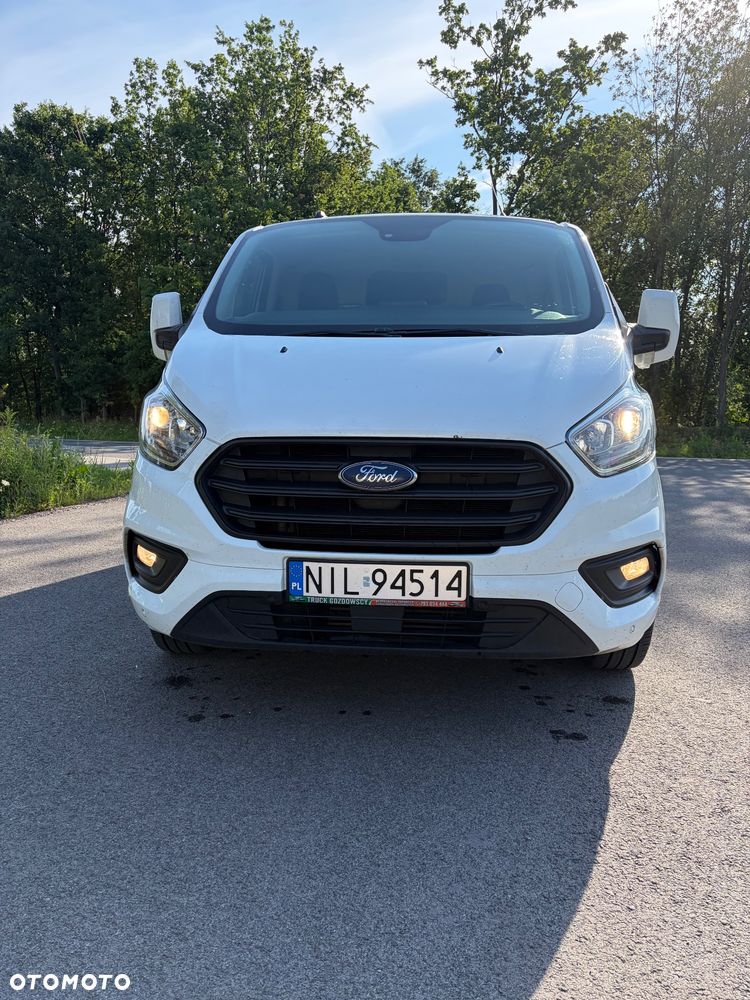 Ford Transit Custom 320 L2H1 Ambiente (bryg.) - 40