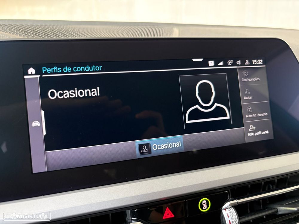 BMW 330 e Line Sport Auto - 41