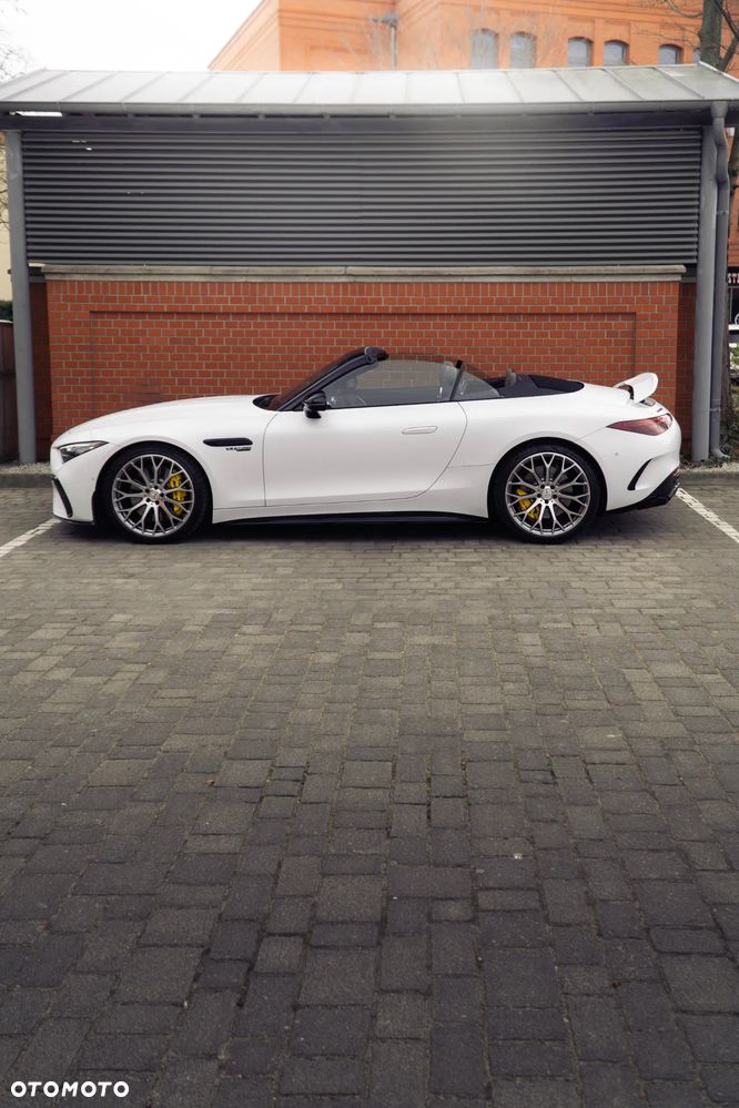 Mercedes-Benz SL AMG 63 4-Matic+ - 9