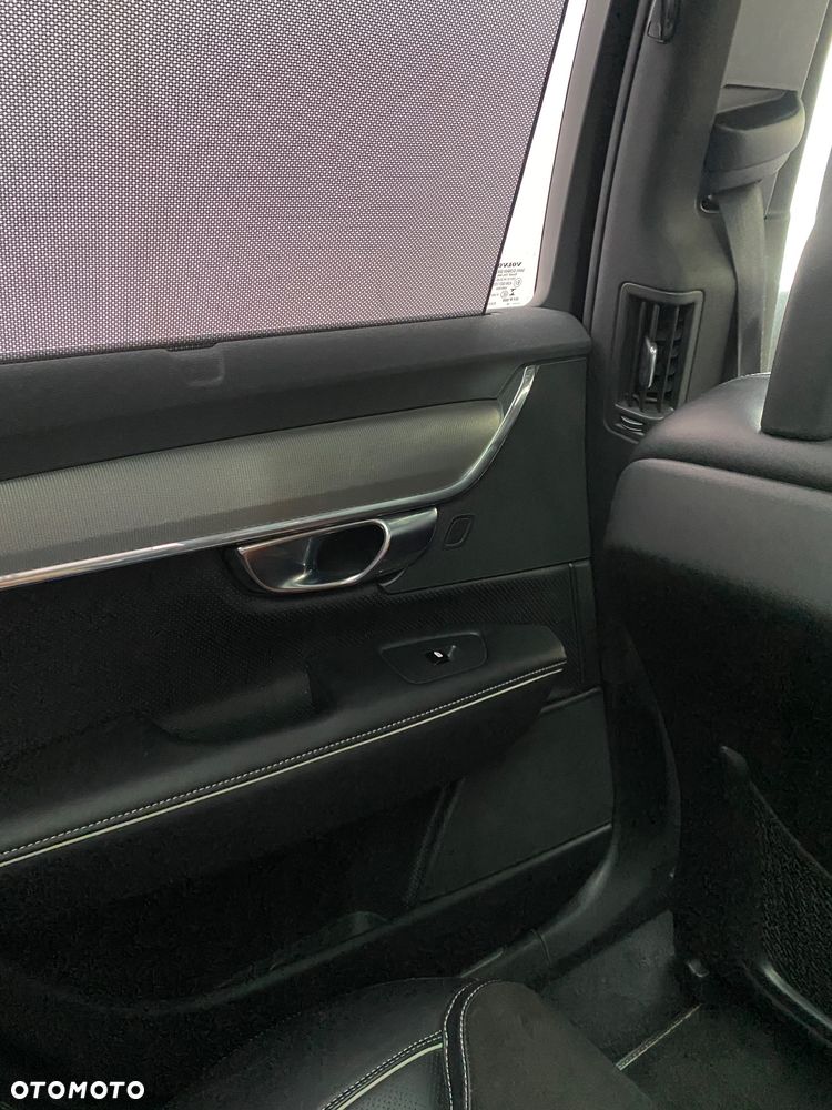 Volvo V90 D5 SCR AWD R-Design - 20