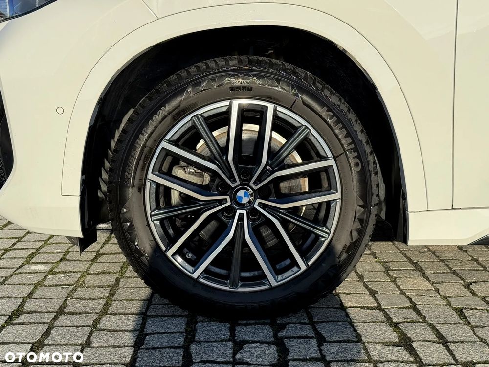 BMW X1 sDrive18i - 8