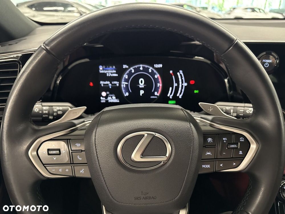 Lexus NX 350h Business AWD - 19