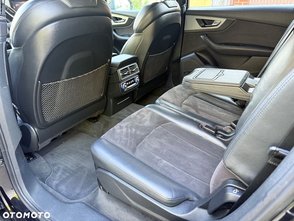 Audi Q7 3.0 TDI ultra Quattro Tiptronic - 15