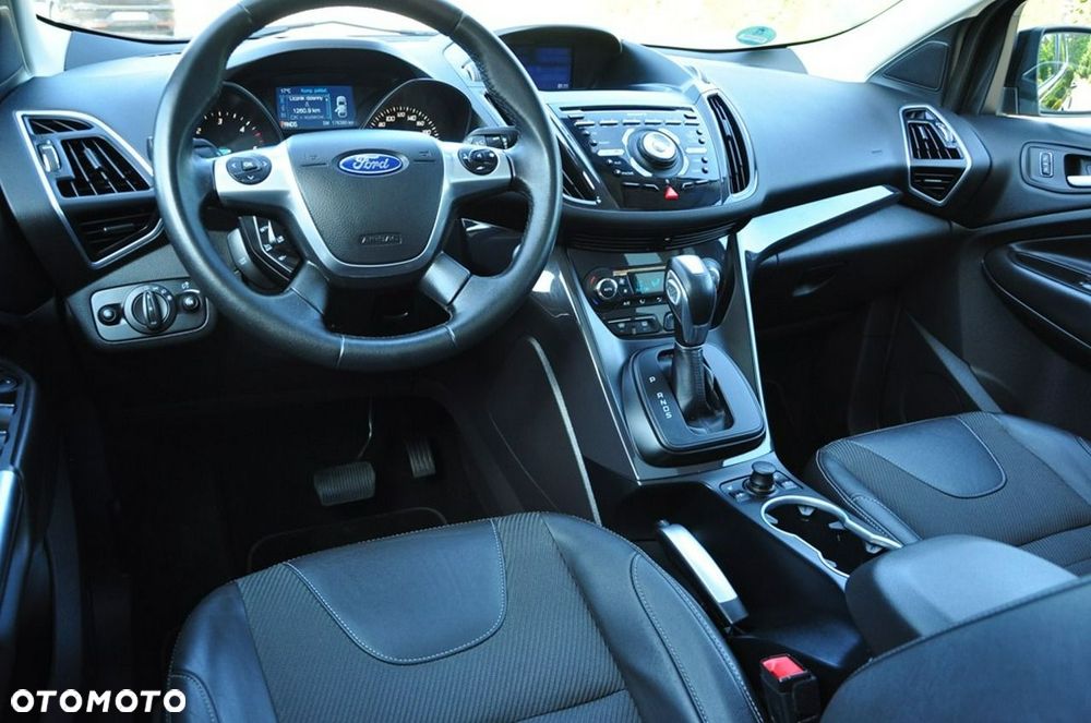 Ford Kuga - 38