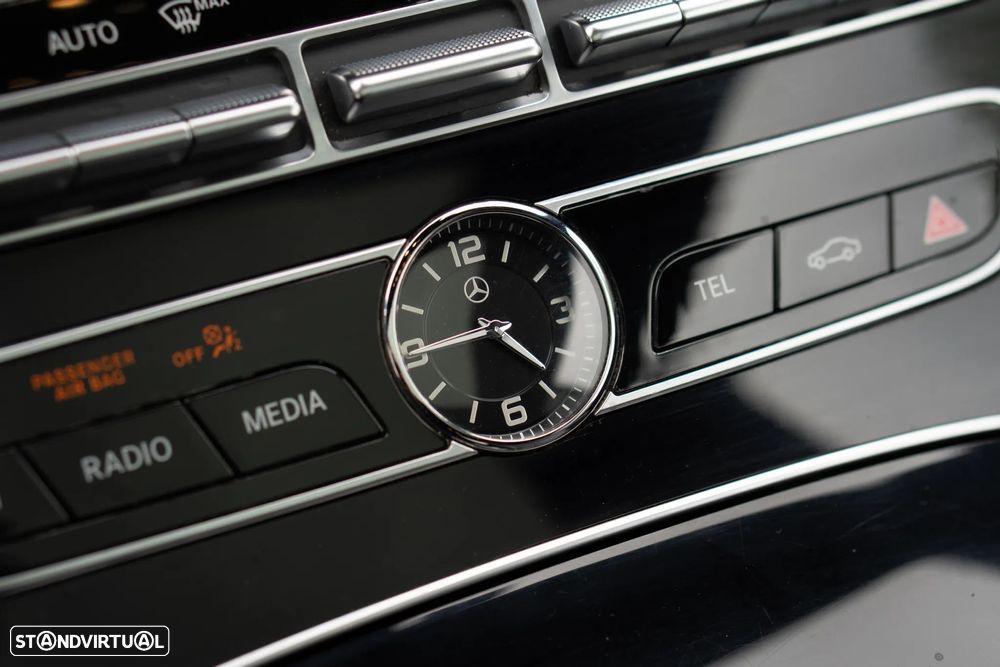 Mercedes-Benz E 220 d AMG Line - 27