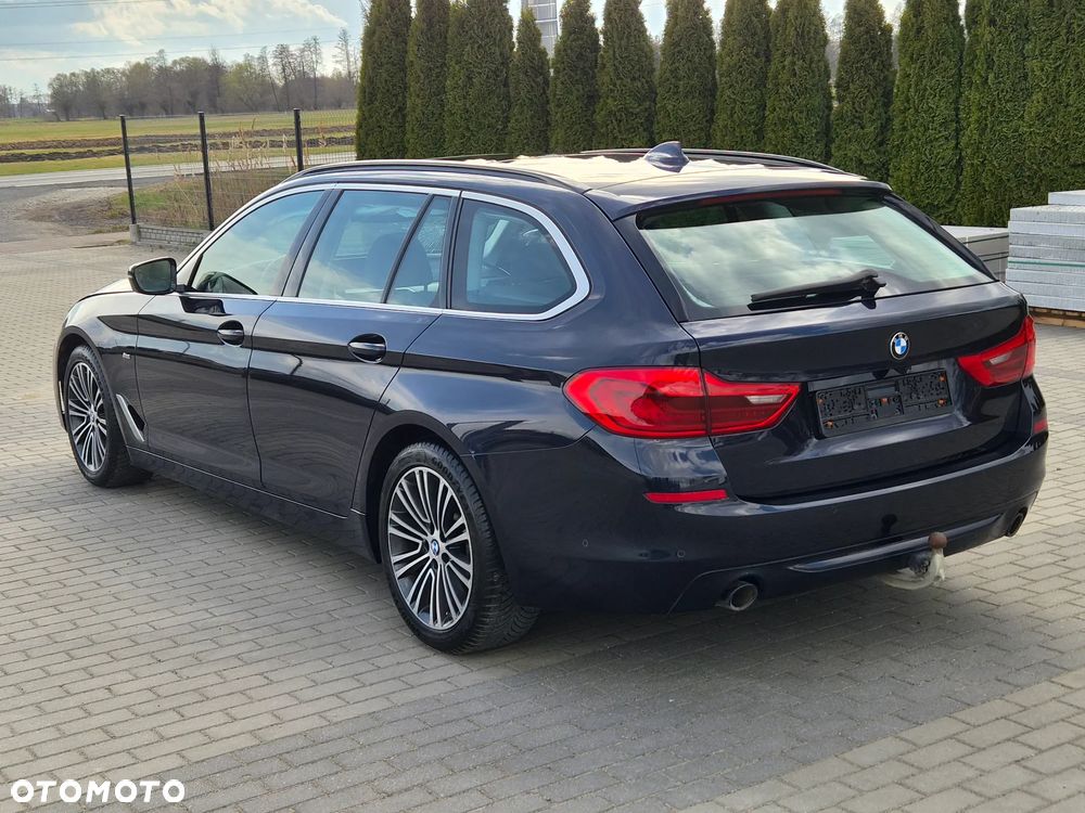 BMW Seria 5 530d xDrive Sport Line - 5