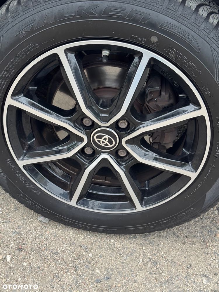 Toyota Yaris 1.33 VVT-i Style - 39