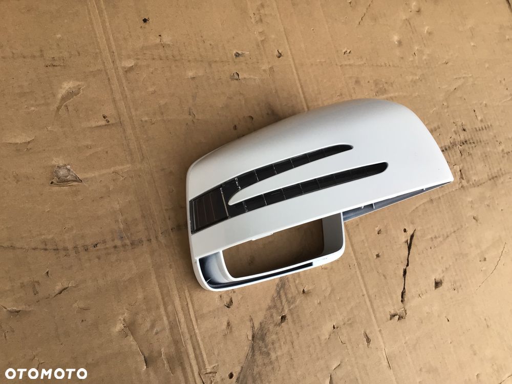 Obudowa lusterka + kierunkowskaz Mercedes W 212 W204 W166 W176 W218 - 2