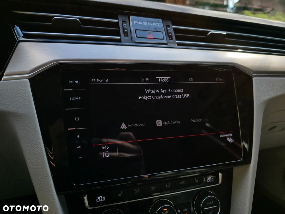 Volkswagen Passat Variant 2.0 TDI EVO Elegance DSG - 25