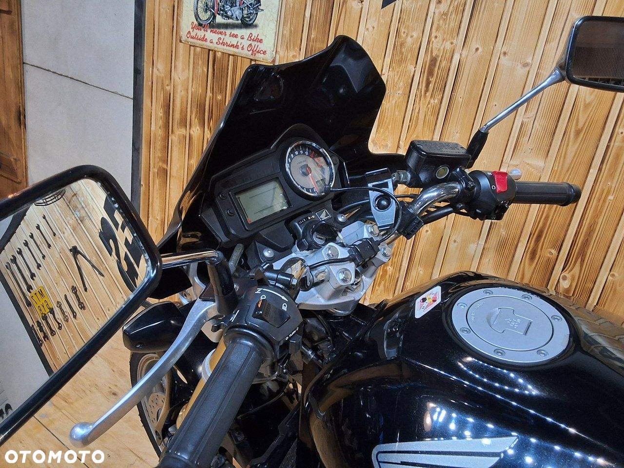 Honda Hornet - 10