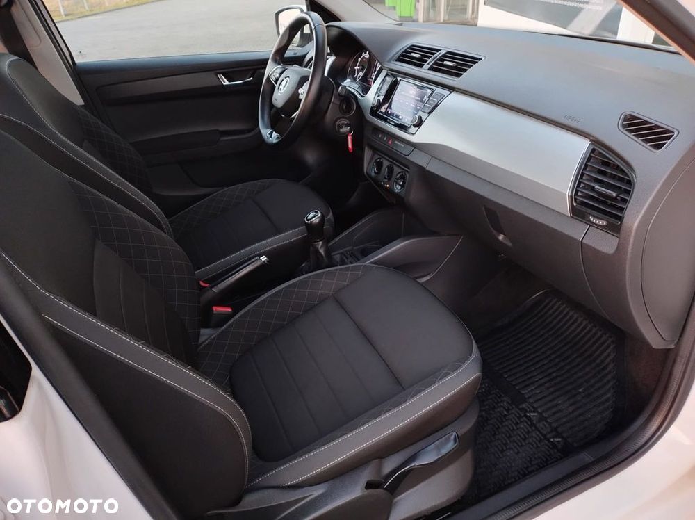 Skoda Fabia 1.0 TSI Ambition - 10
