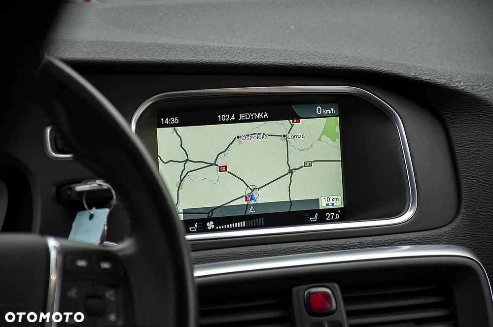Volvo V40 D2 Summum - 25
