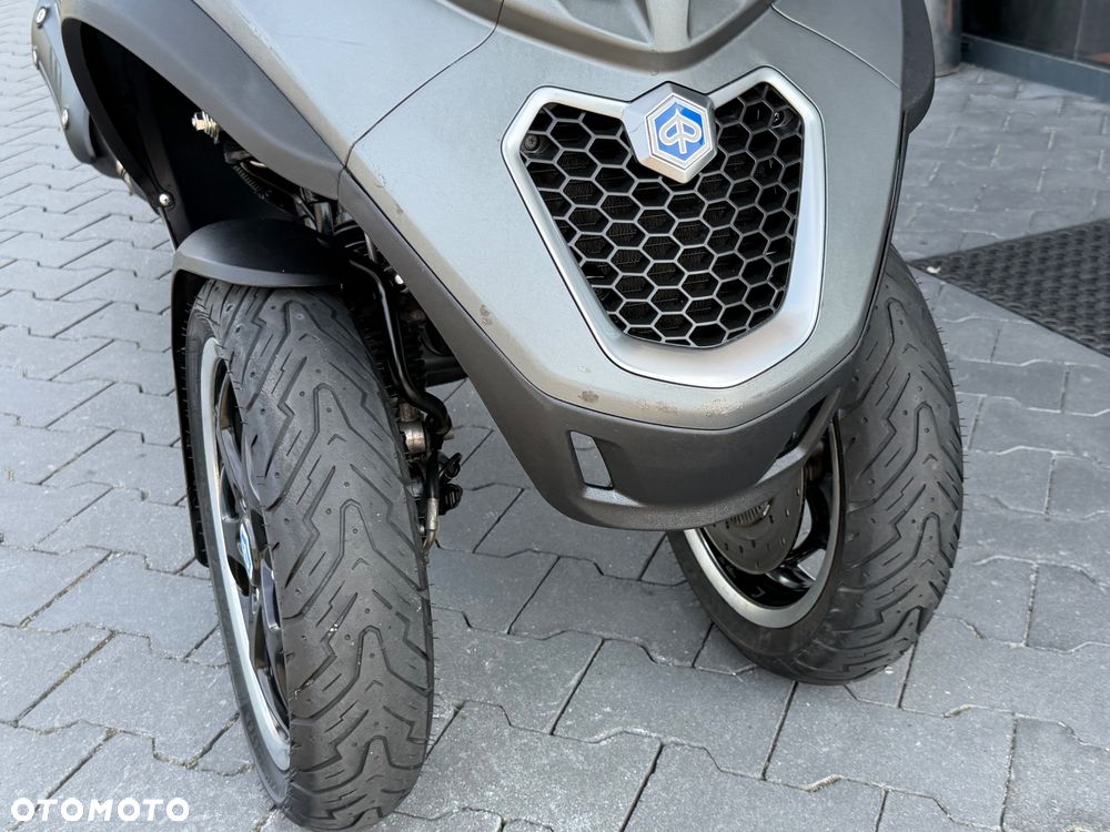Piaggio MP-3 - 20