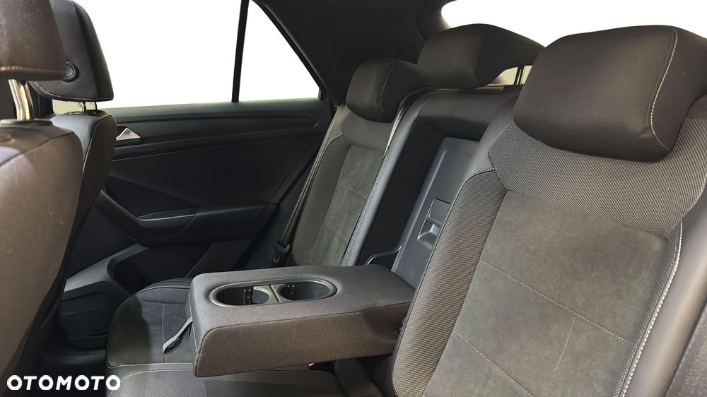 Volkswagen T-Roc 1.5 TSI R-Line DSG - 22