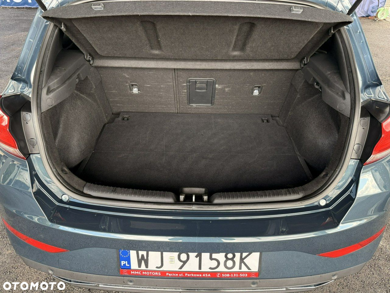 Hyundai i30 1.5 DPI Comfort - 10