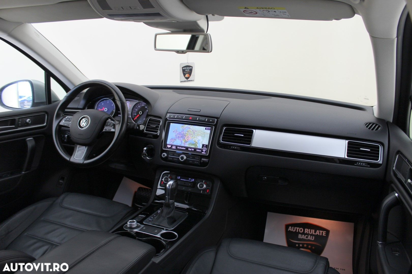 Volkswagen Touareg - 13