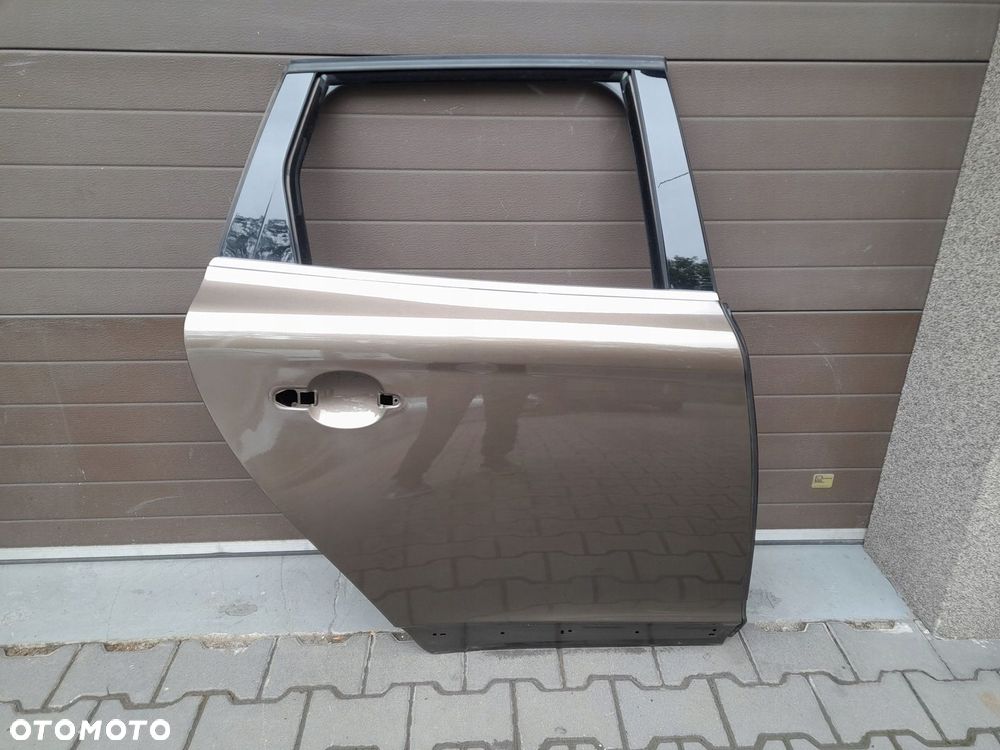 DRZWI PRAWY TYŁ 700-16 VOLVO XC60 LIFT W-WA - 1