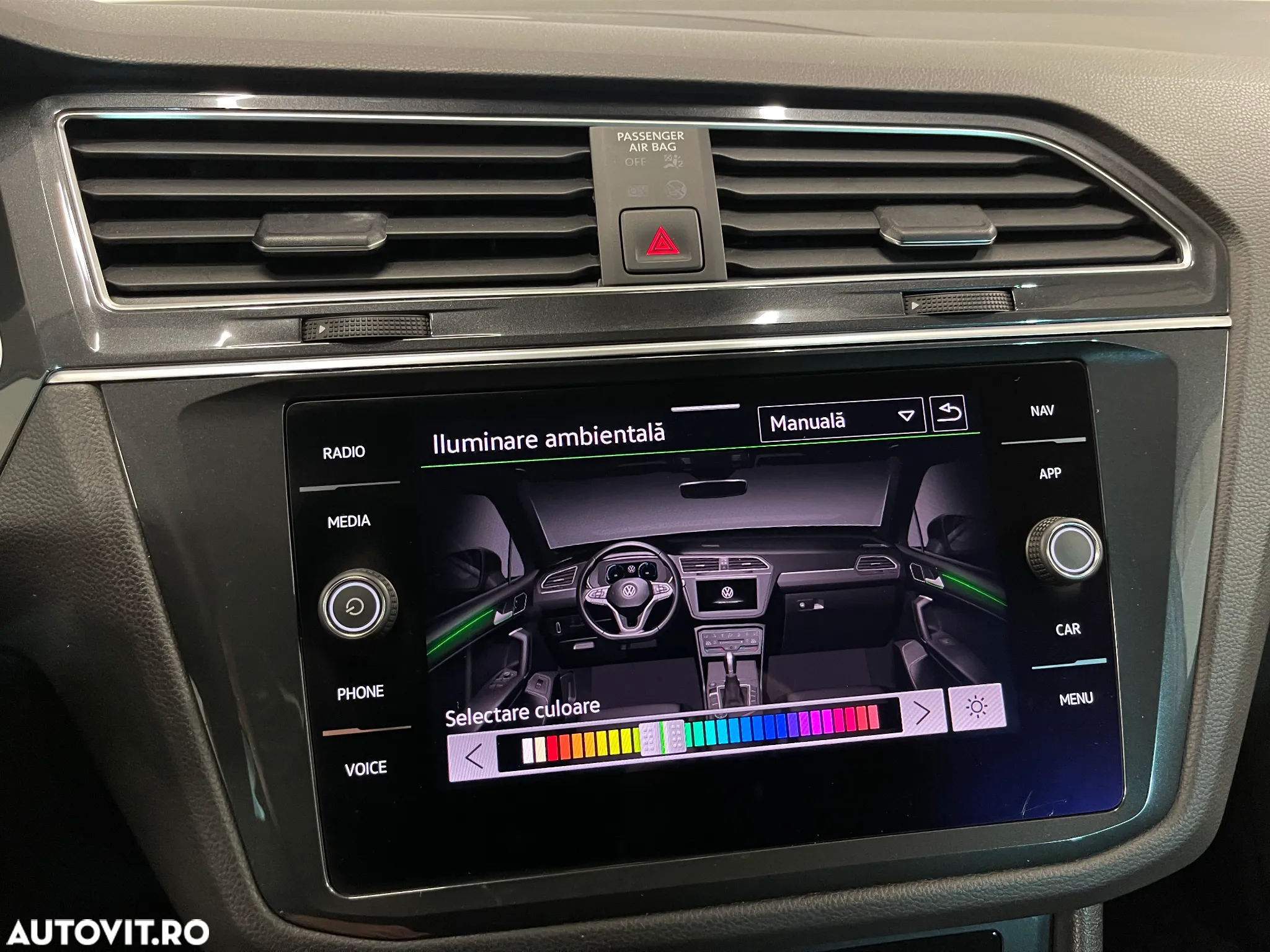 Volkswagen Tiguan 2.0 TDI SCR DSG 4Motion Elegance - 22