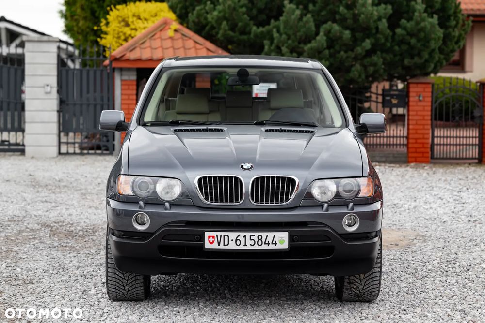BMW X5 3.0 i Edition Exclusive - 4