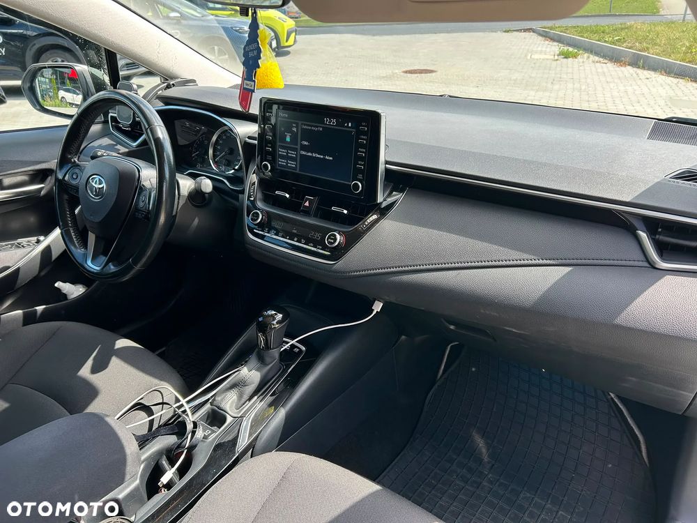 Toyota Corolla 1.8 Hybrid Comfort - 13