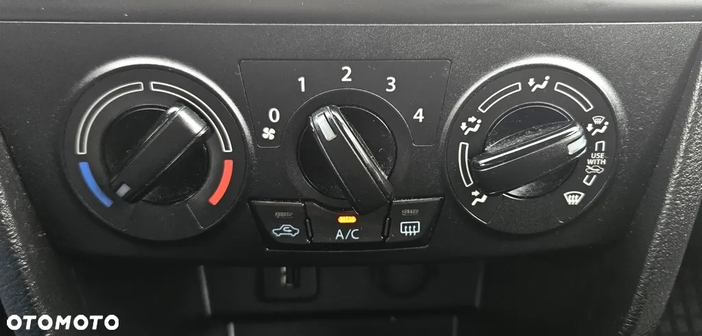 Suzuki Vitara 1.6 Comfort 4WD - 19