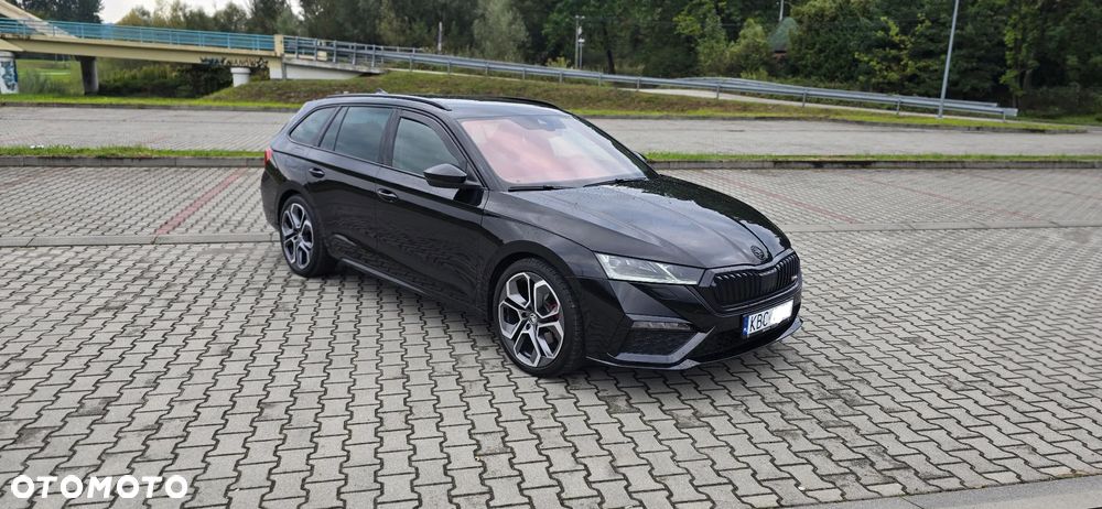 Skoda Octavia 2.0 TDI DSG 4x4 RS Plus - 8