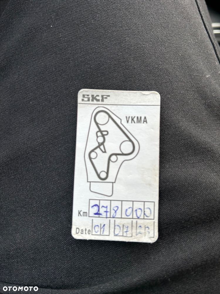 Volkswagen Golf - 11