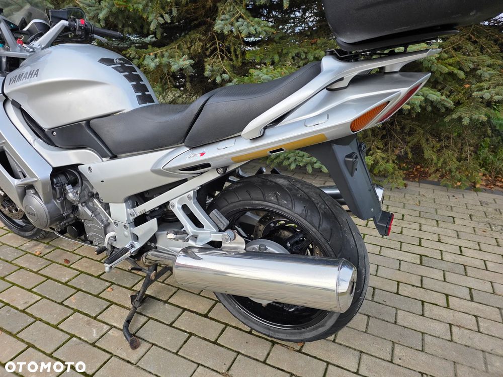 Yamaha FJR - 35