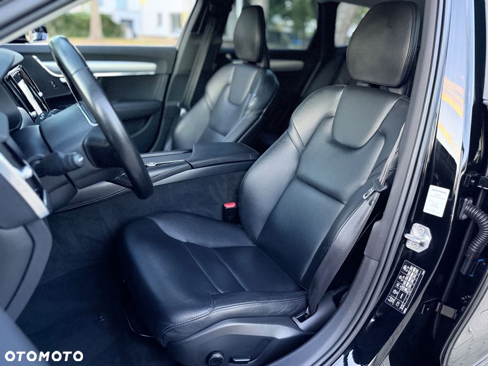 Volvo V90 D4 Geartronic Momentum - 22