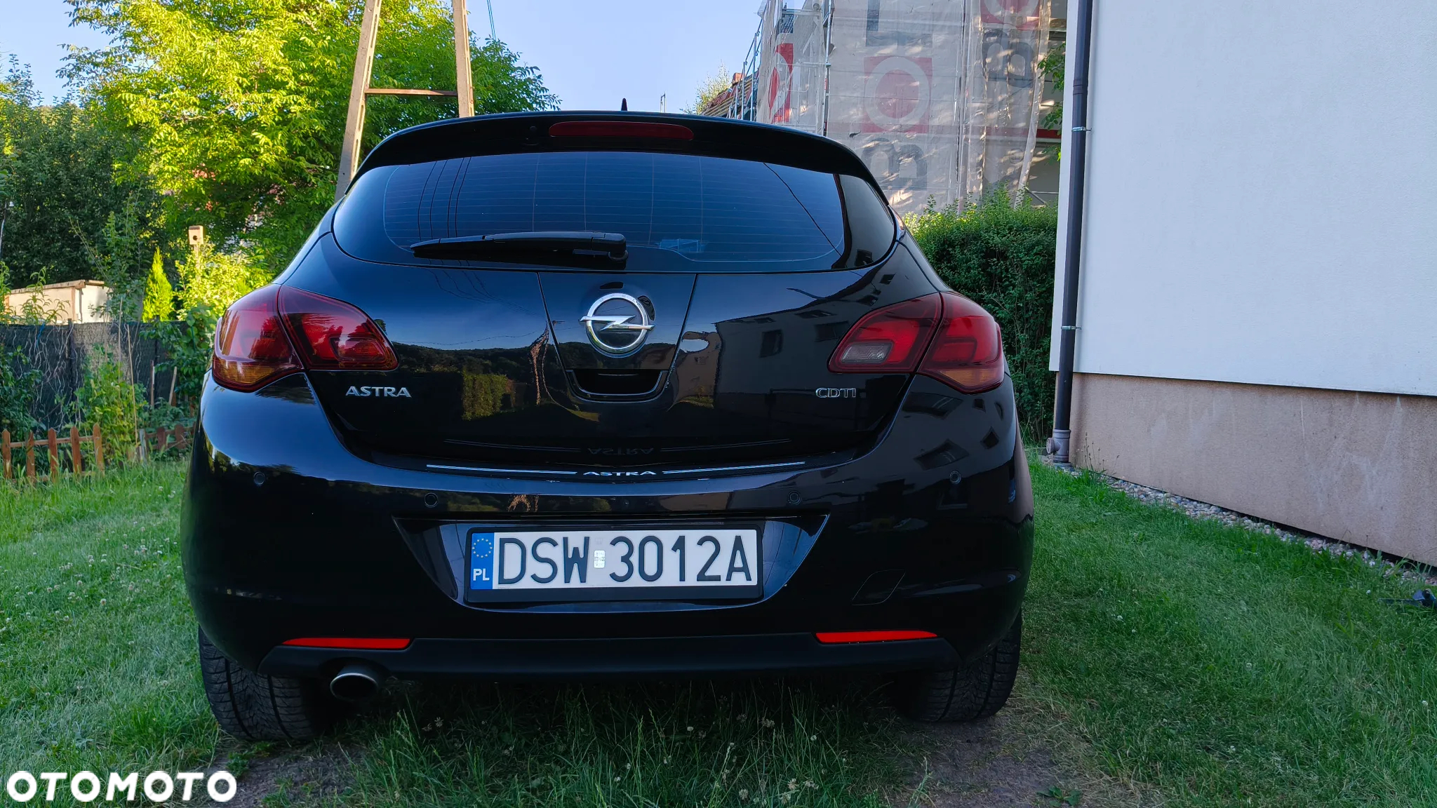 Opel Astra IV 2.0 CDTI Cosmo - 5