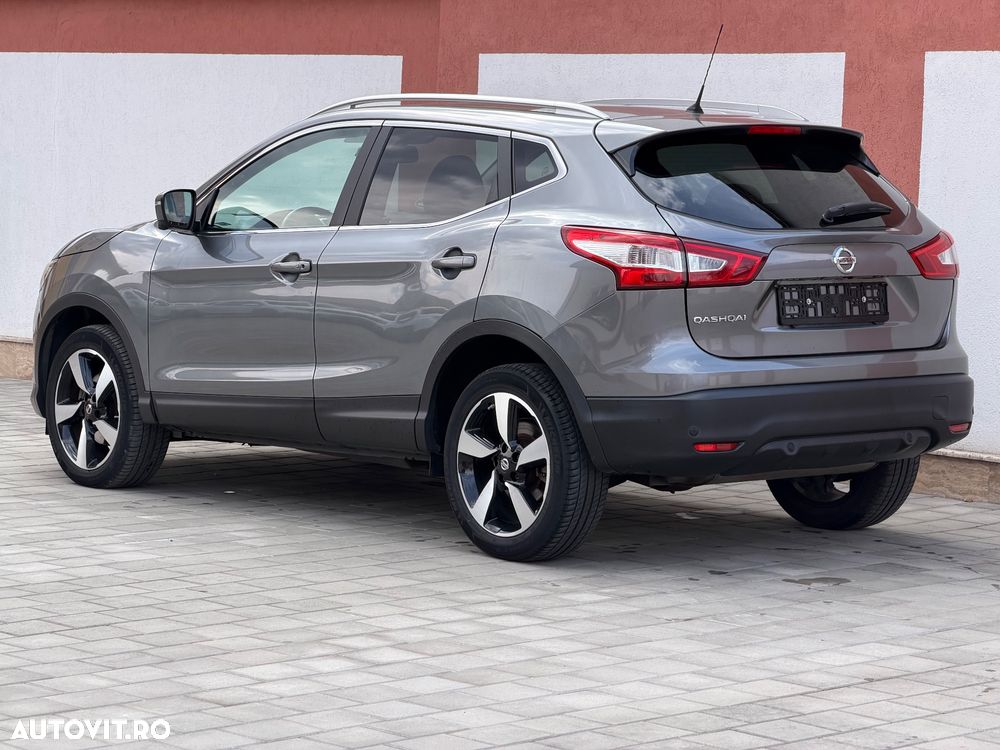 Nissan Qashqai 1.6 DCI Xtronic N-Connecta - 7